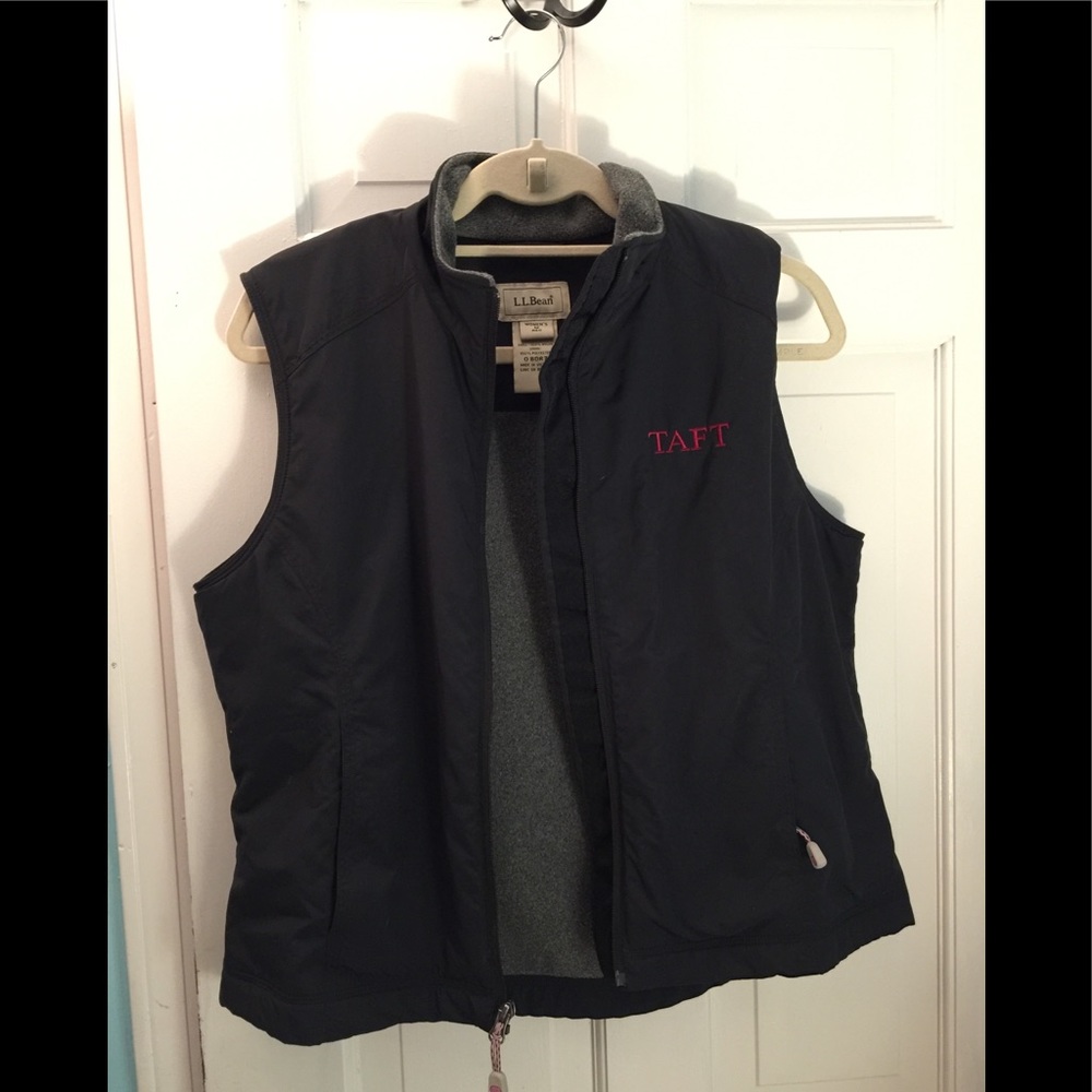 Ll Bean Black Women’s M Vest with fleece lining
